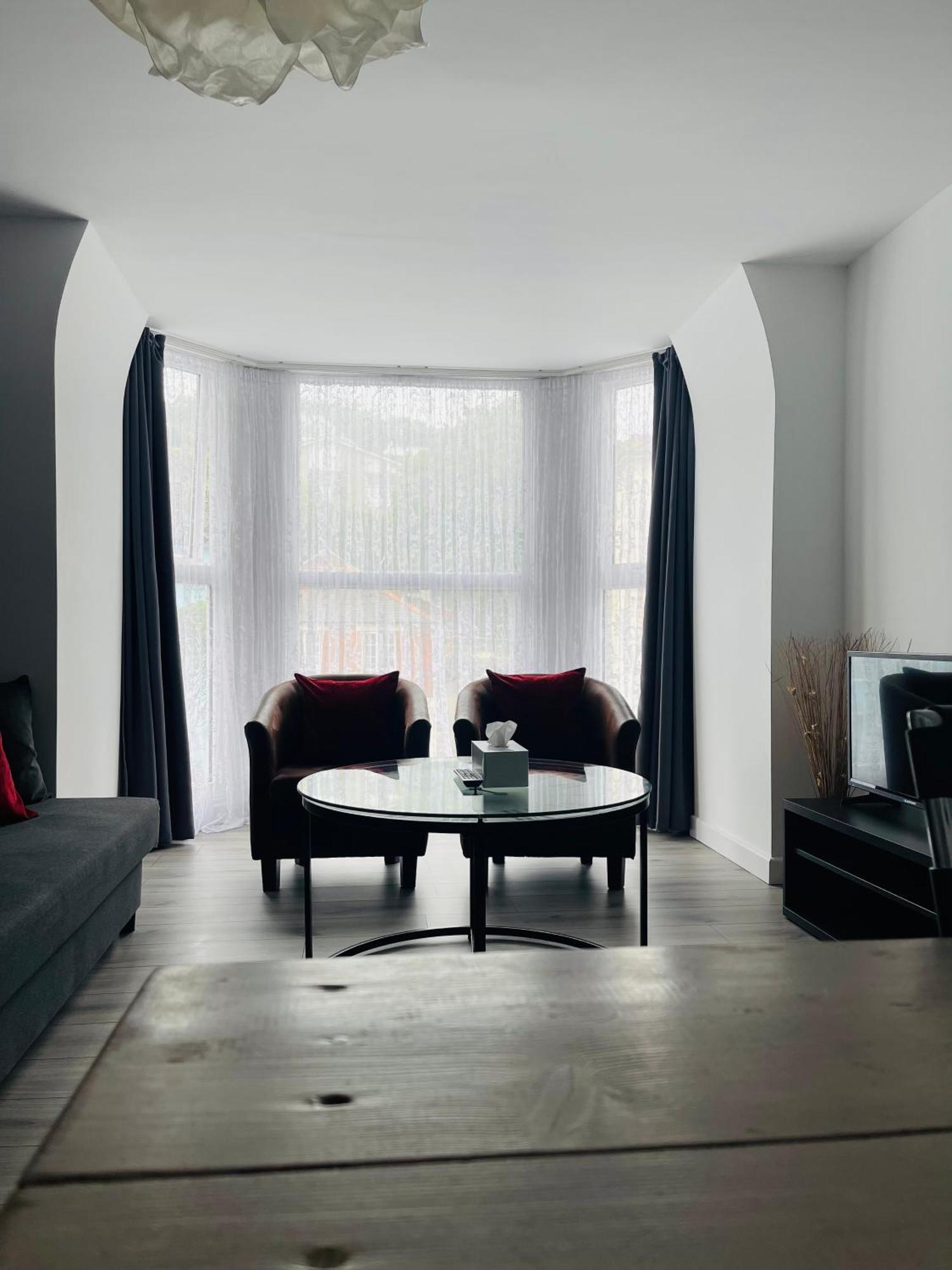 One bedroom apartment, no 4 Ilfracombe Buitenkant foto